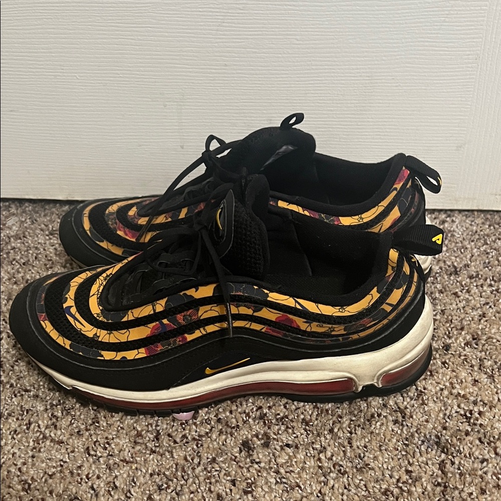 Nike Air Max 97 SE Floral Black and Gold Sneakers - Picture 3 of 5